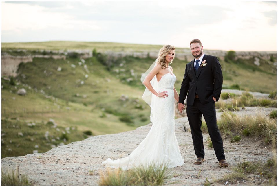 bride and groom omaha wedding photographer